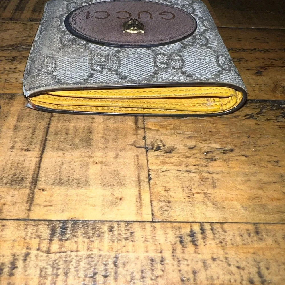 Gucci Feline Bifold Wallet - GG Supreme - Picture 8 of 8